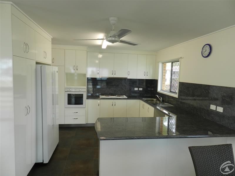 32 The Esplanade, Grasstree Beach QLD 4740