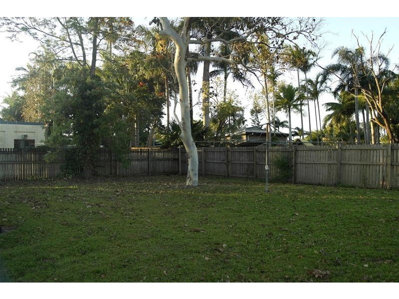 24 Maralyn Avenue, Grasstree Beach QLD 4740