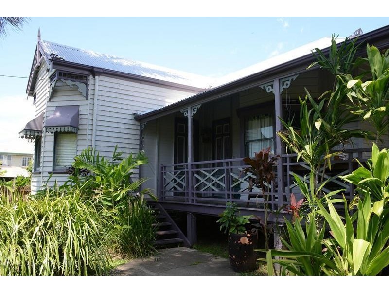 14 Moore Street, Mackay QLD 4740