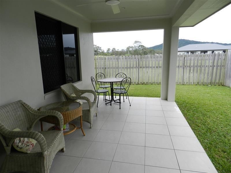 4 Ocean Drive, Sarina QLD 4737