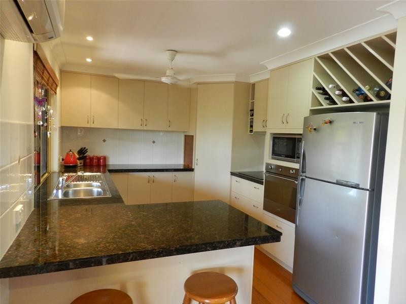 52 Coleshill Drive, Hay Point QLD 4740