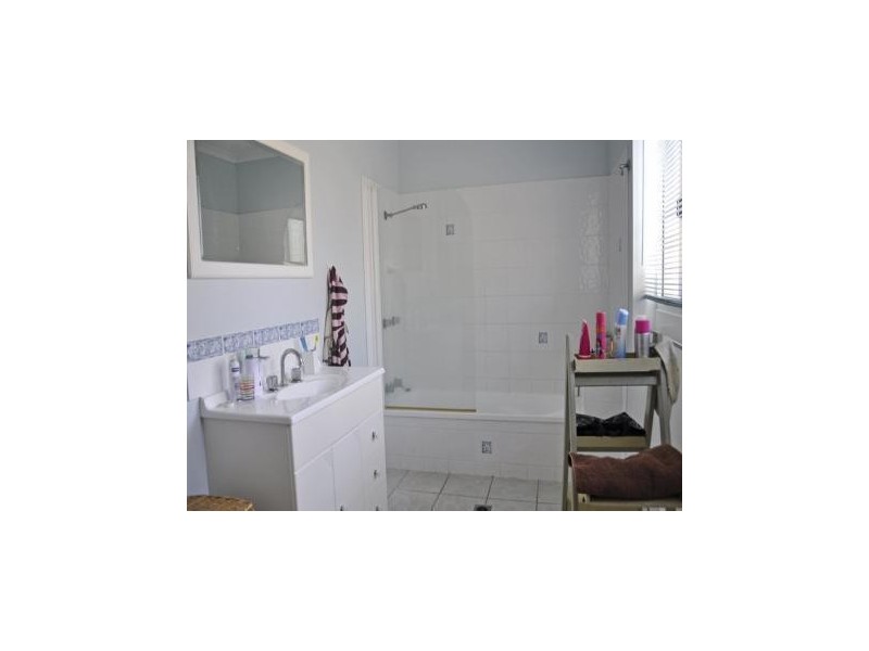 1 Clark Street, Grasstree Beach QLD 4740