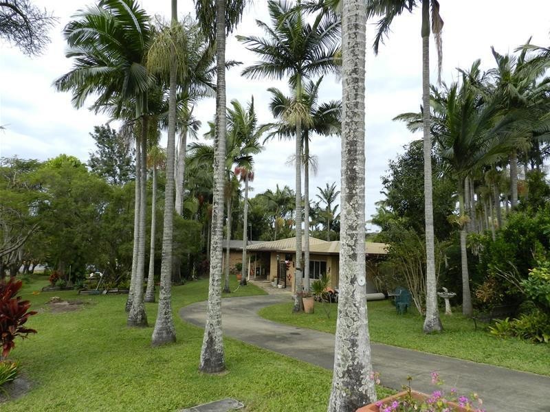 1 Gralow  Court, Alligator Creek QLD 4740