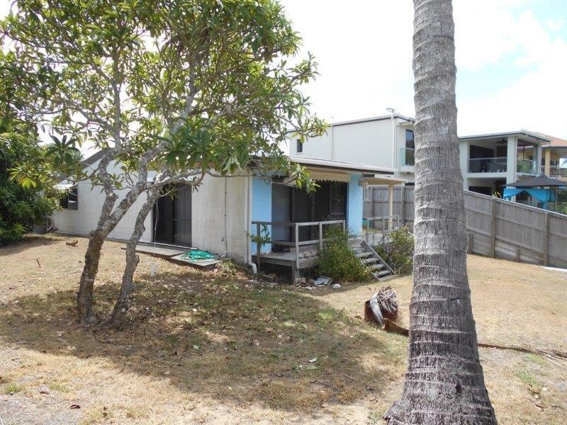 17 Coral Drive, Blacks Beach QLD 4740