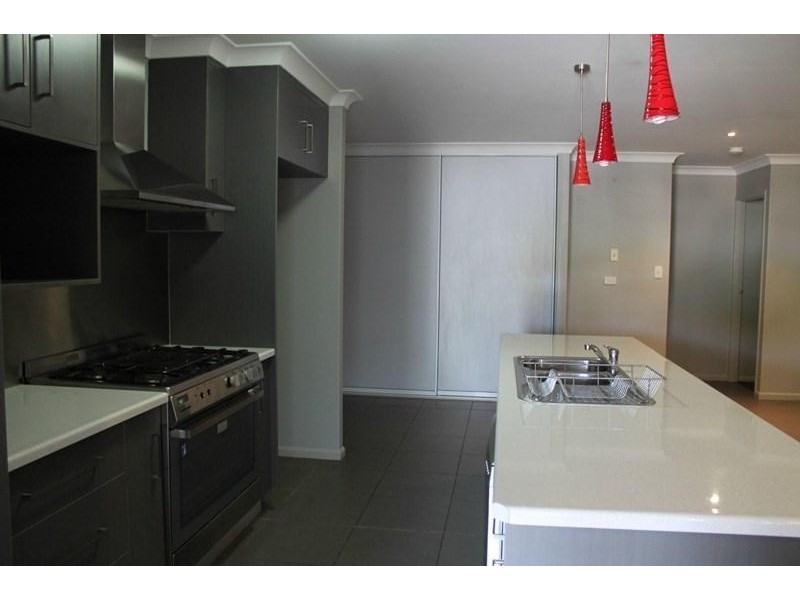 68 West Street, Sarina QLD 4737