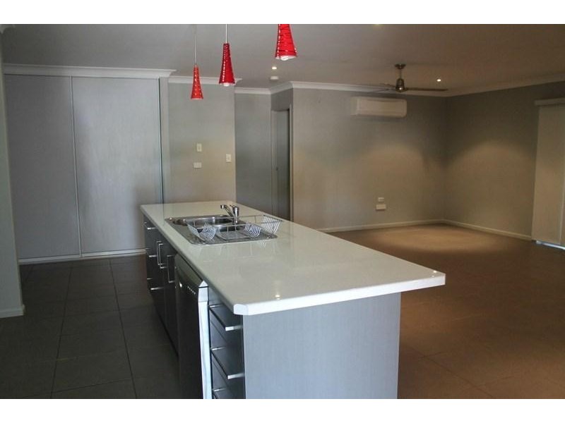 68 West Street, Sarina QLD 4737