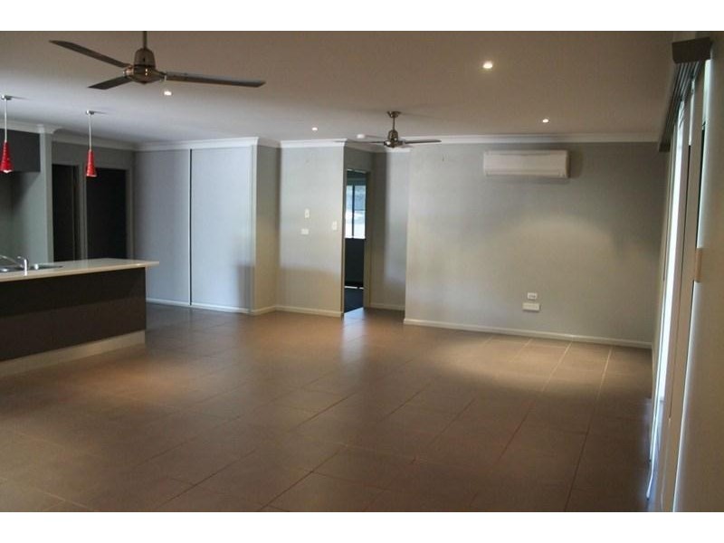 68 West Street, Sarina QLD 4737