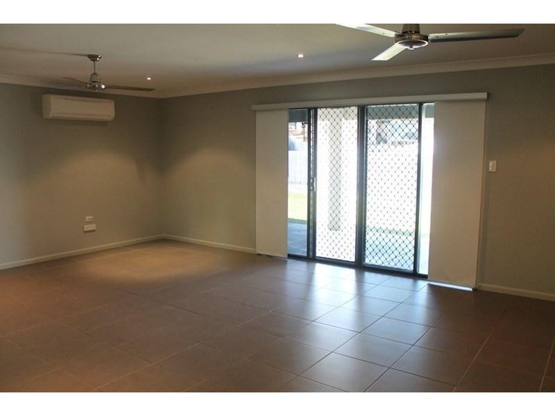 68 West Street, Sarina QLD 4737