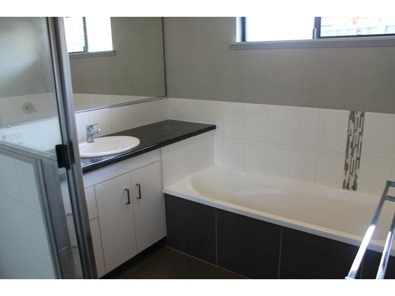 68 West Street, Sarina QLD 4737