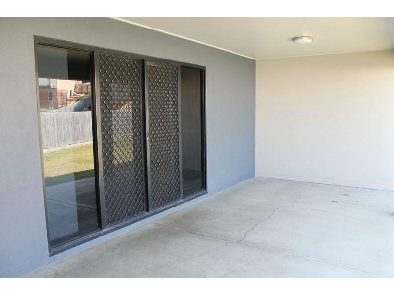 68 West Street, Sarina QLD 4737