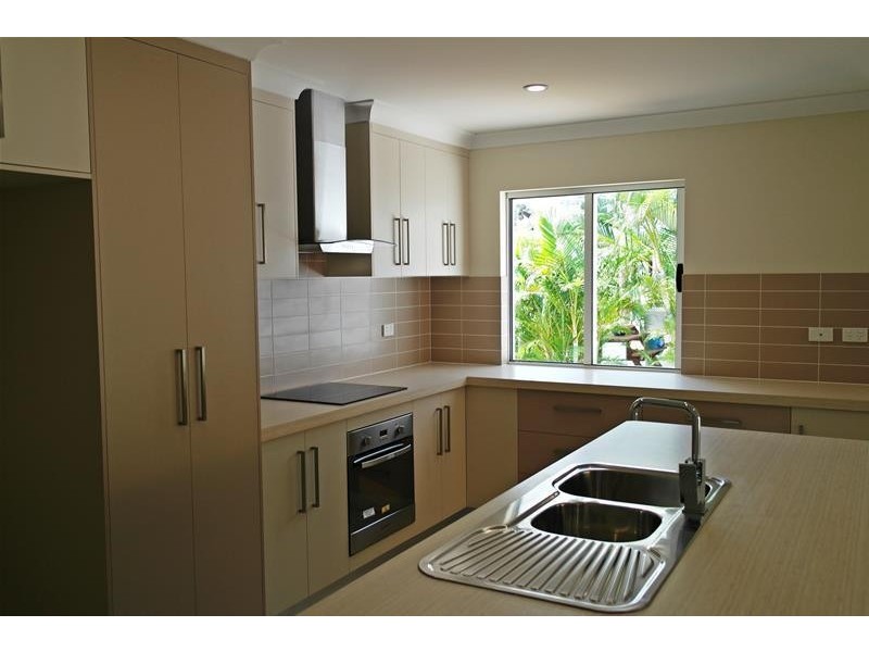 39 Brooksfield Drive, Sarina Beach QLD 4737