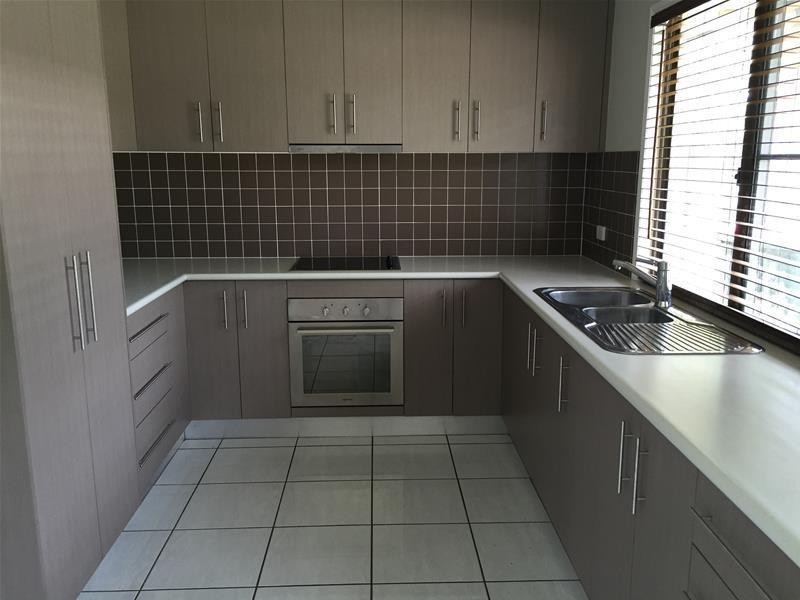 32 Reynolds Street, Nebo QLD 4742