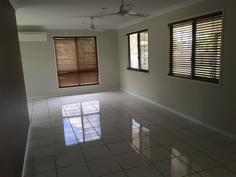 32 Reynolds Street, Nebo QLD 4742