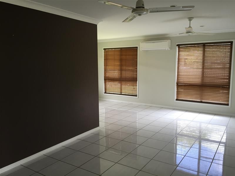 32 Reynolds Street, Nebo QLD 4742