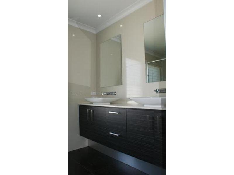 70 The Esplanade, Grasstree Beach QLD 4740