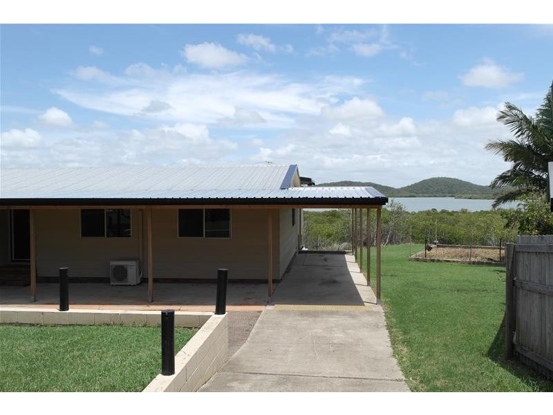 13 Hackett Court, Campwin Beach QLD 4737