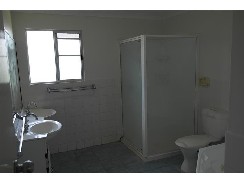 13 Hackett Court, Campwin Beach QLD 4737