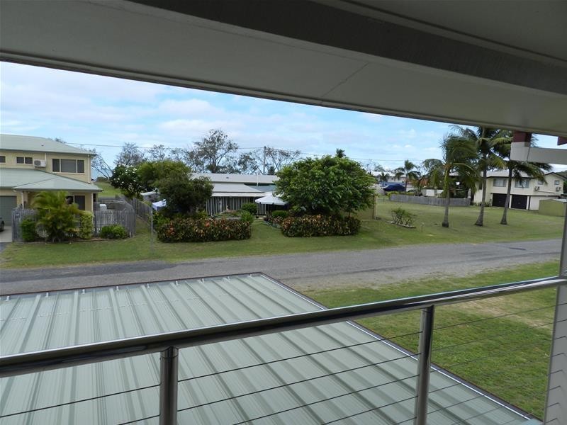 23 Poole Street, Sarina Beach QLD 4737