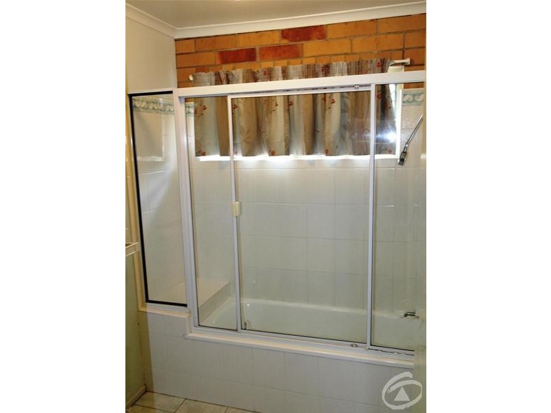 4/12 East Street, Sarina QLD 4737