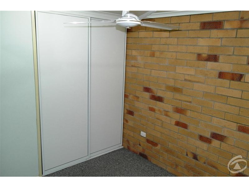 4/12 East Street, Sarina QLD 4737