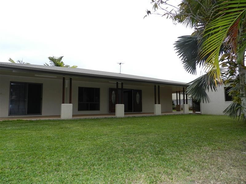 4 Lando Avenue, Sarina QLD 4737