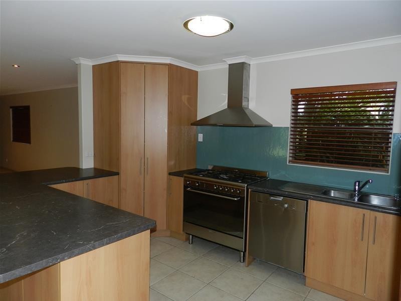 4 Lando Avenue, Sarina QLD 4737