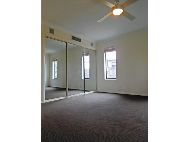 2/15 Hackett Court, Campwin Beach QLD 4737