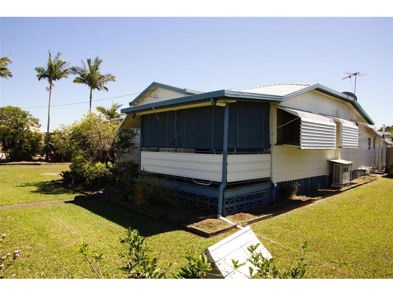 3 Brooks Road, Sarina QLD 4737