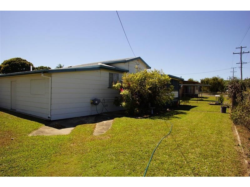 3 Brooks Road, Sarina QLD 4737