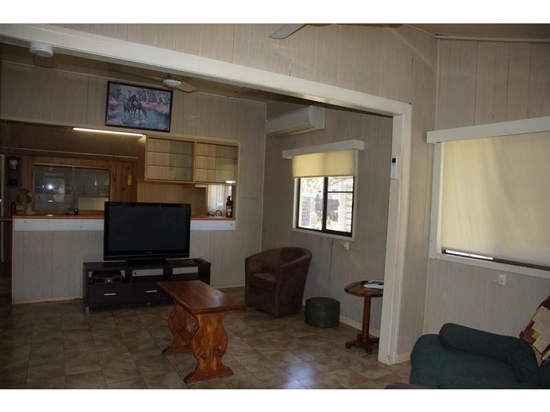 3 Brooks Road, Sarina QLD 4737