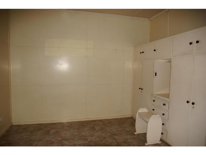 3 Brooks Road, Sarina QLD 4737