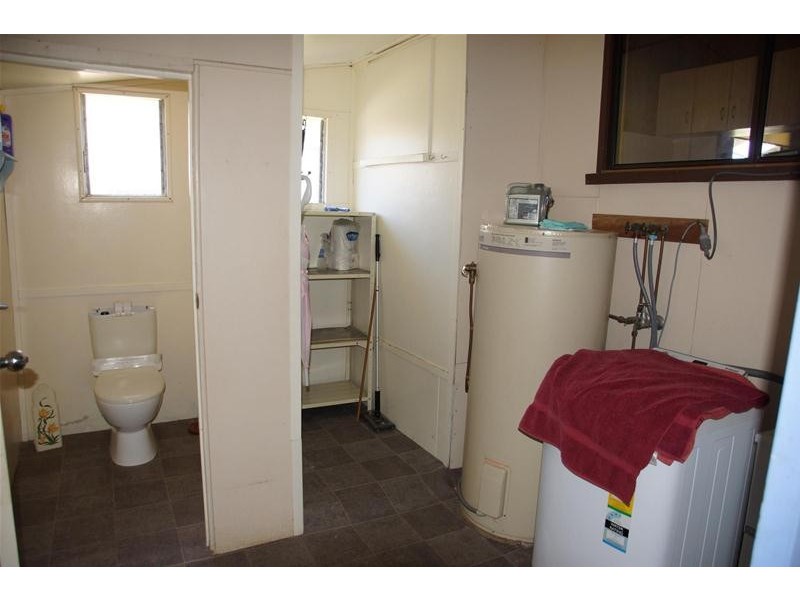 3 Brooks Road, Sarina QLD 4737