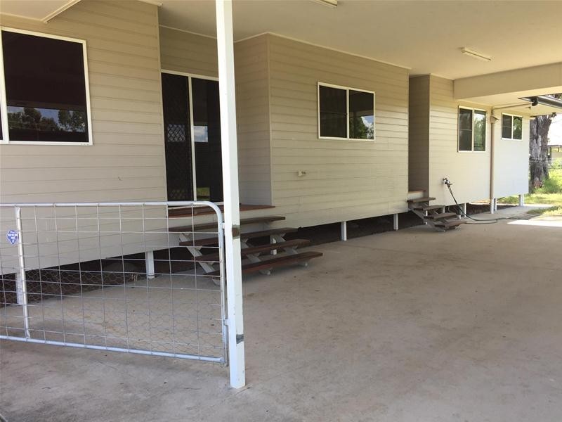 35 Mary Street, Nebo QLD 4742