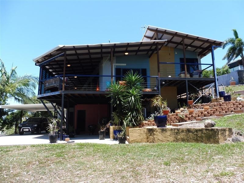 15 Whinners Court, Eimeo QLD 4740