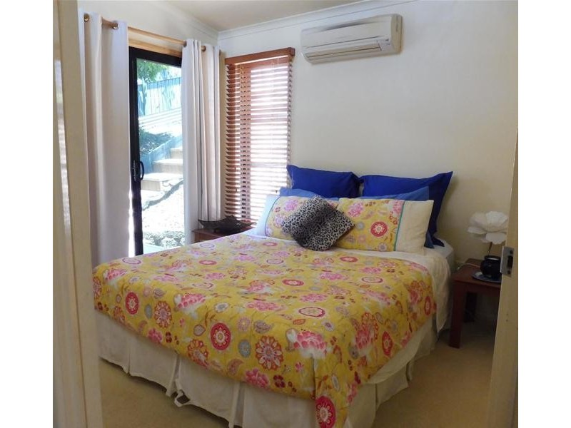 15 Whinners Court, Eimeo QLD 4740