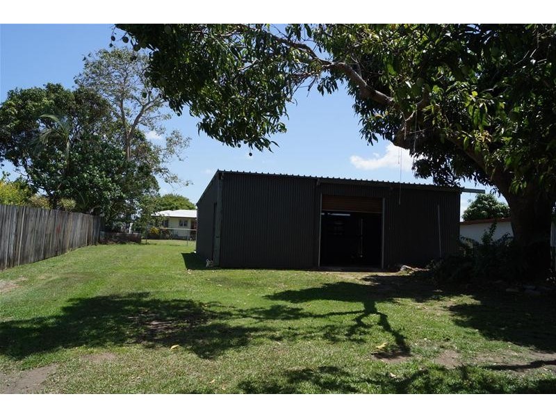 25 Brooks Road, Sarina QLD 4737