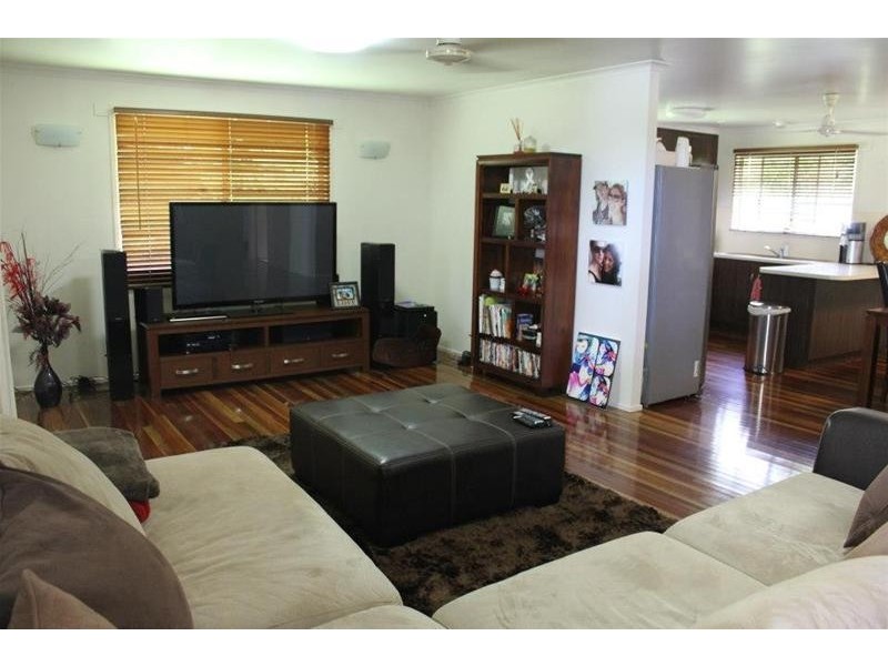 15 Johnsons Road, Koumala QLD 4738