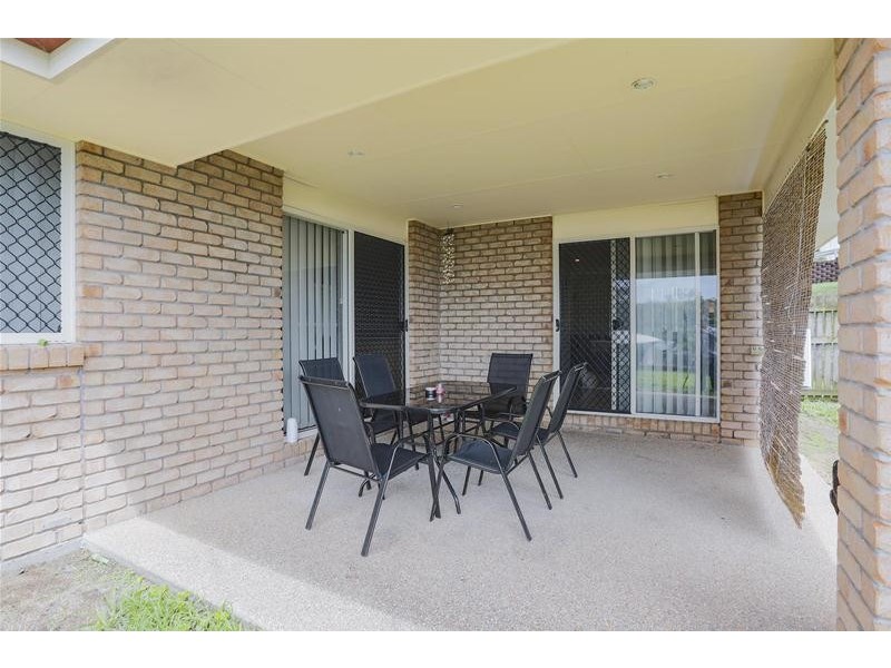 37 Jackson Street, Sarina QLD 4737