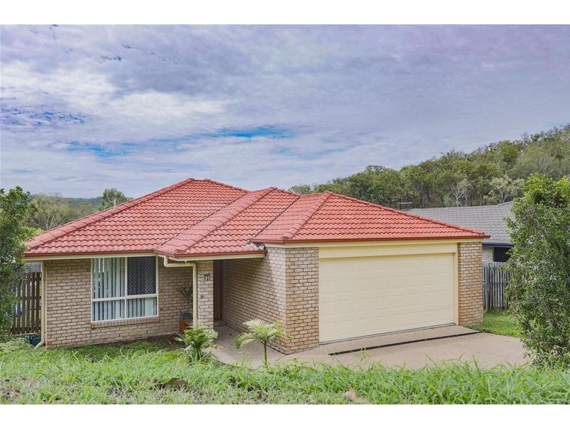37 Jackson Street, Sarina QLD 4737
