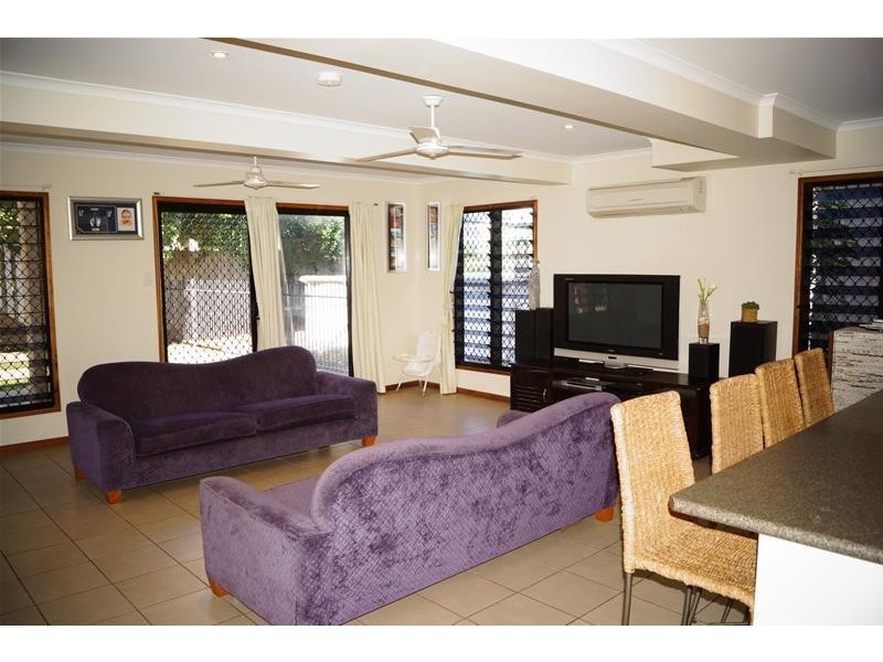 39 Zelma Street, Grasstree Beach QLD 4740