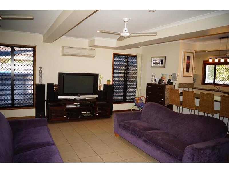 39 Zelma Street, Grasstree Beach QLD 4740