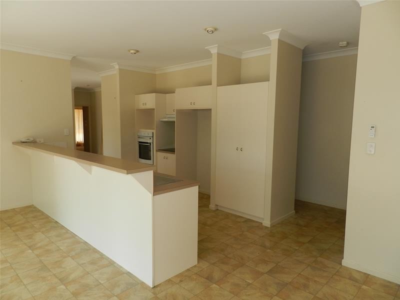 8 Rhonda Court, Andergrove QLD 4740