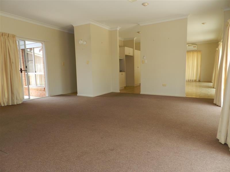 8 Rhonda Court, Andergrove QLD 4740