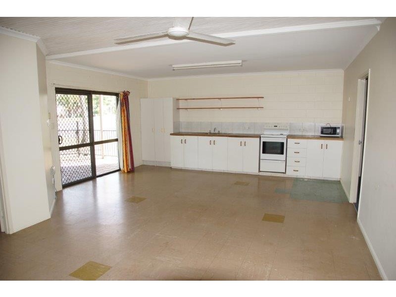 57 Zelma Street, Grasstree Beach QLD 4740