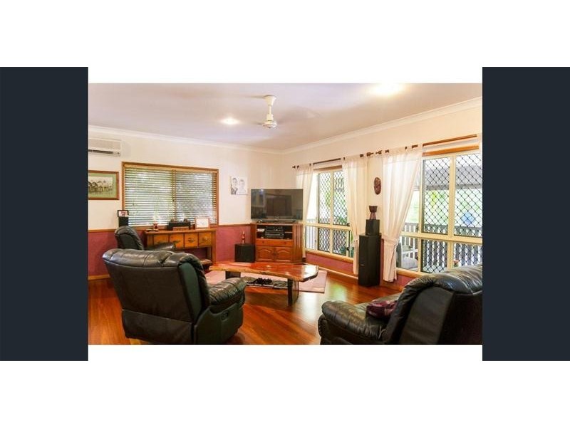 4 Graham Crescent, Eimeo QLD 4740