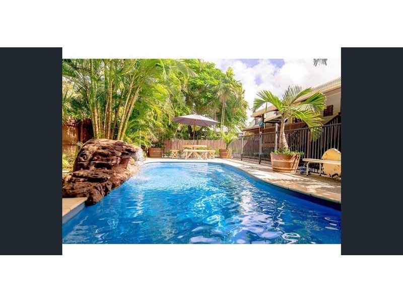 4 Graham Crescent, Eimeo QLD 4740