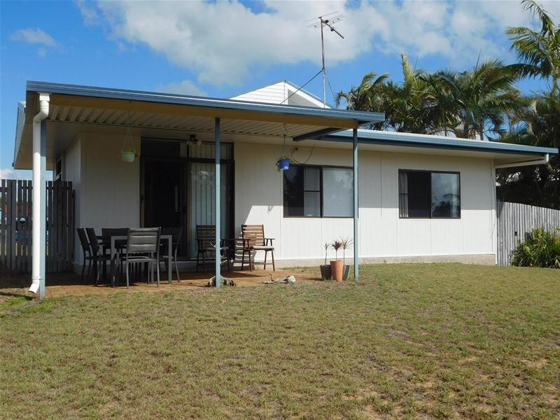 109 Rasmussen Avenue, Hay Point QLD 4740