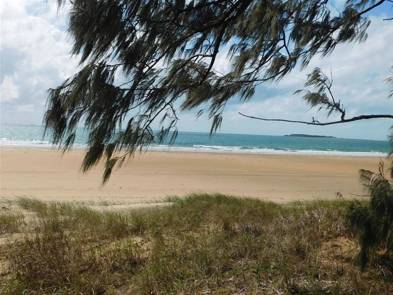 109 Rasmussen Avenue, Hay Point QLD 4740