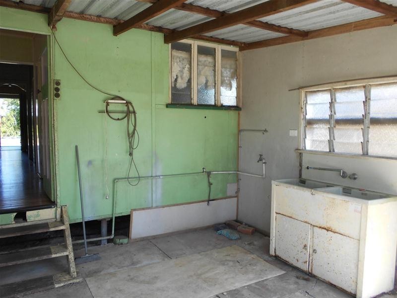 18 Kenilworth Street, South Mackay QLD 4740