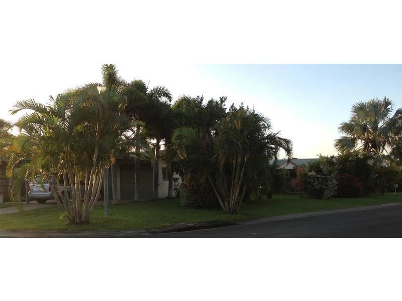 24 Henry Court, Beaconsfield QLD 4740